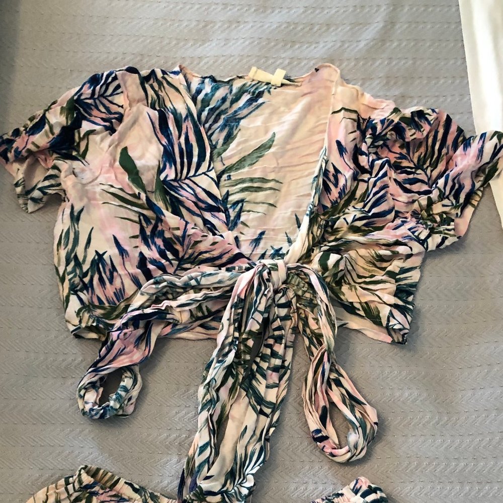 Beachy floral summer set